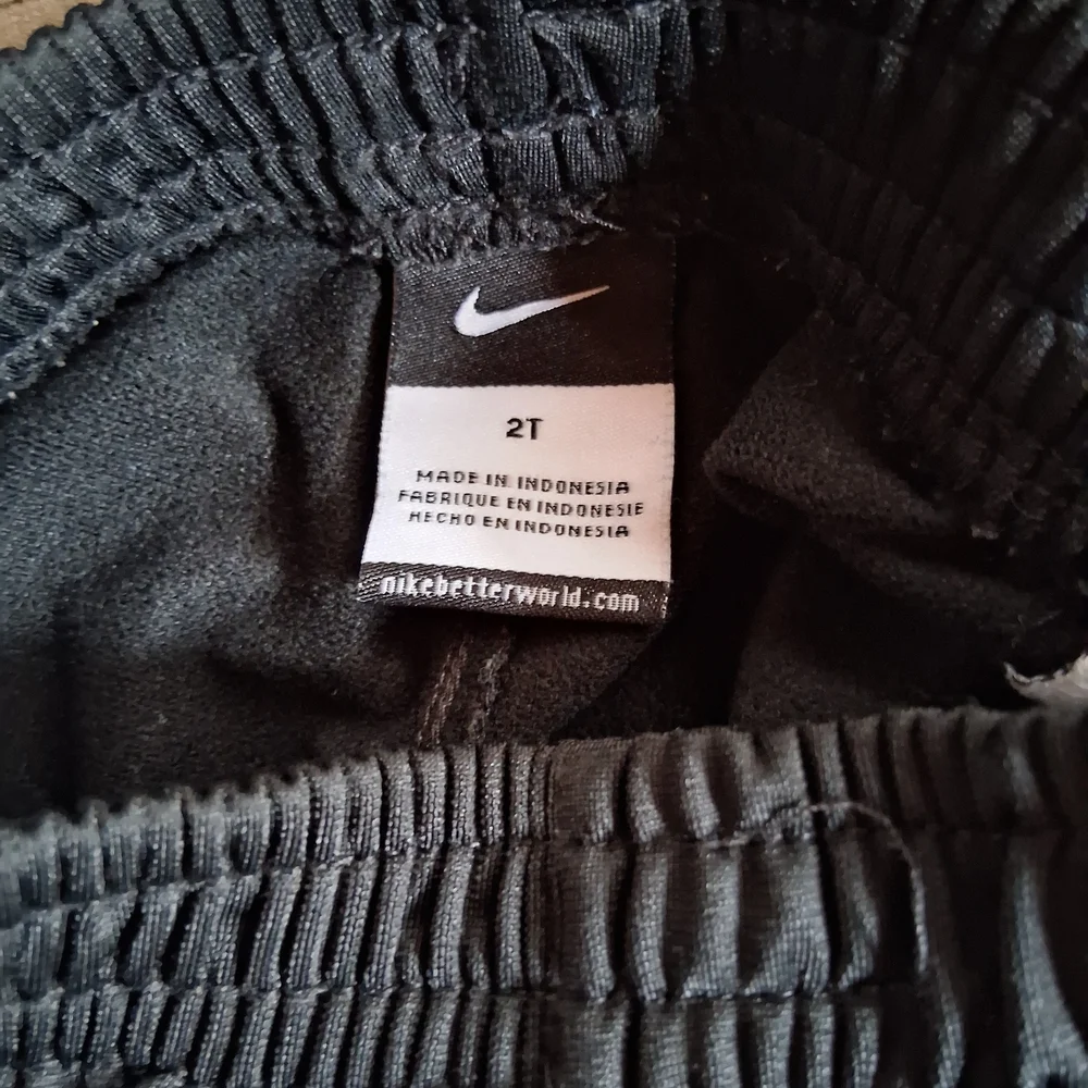 SOLD Nike Toddler Track Set with Side Stripes - Picture 9 of 10